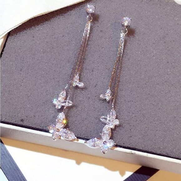 Diamond 💎 Butterfly Dangle  Earrings -  Womens Jewelry - Picture 3 of 5